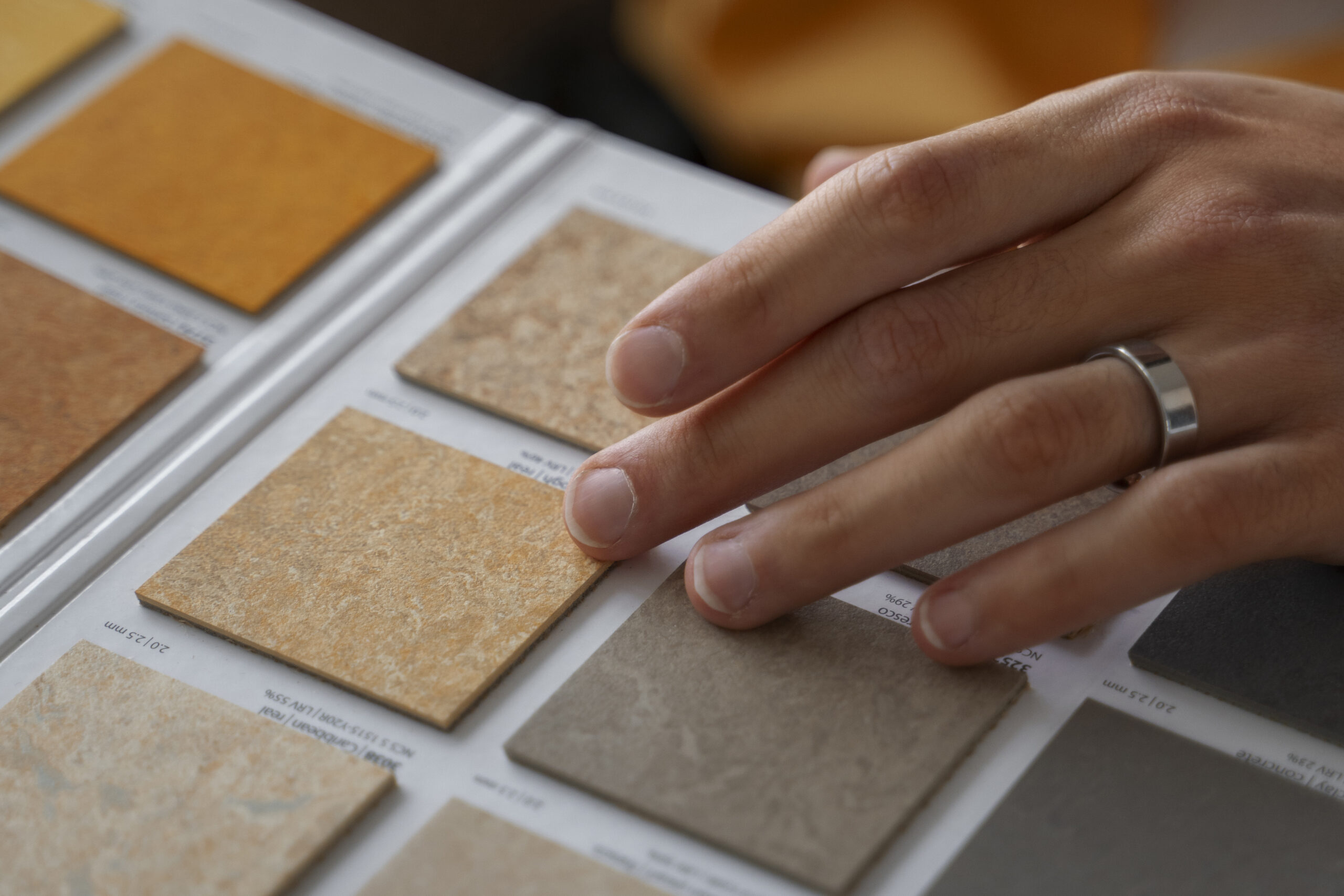 close-up-color-palette-used-by-interior-designer_02